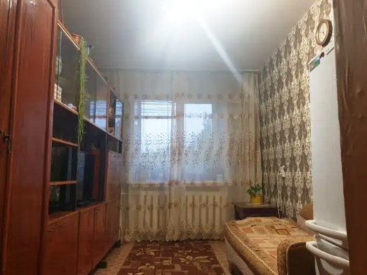 Продажа / Квартиры, Зеленодольск, Вали Хазиева улица, 3 360 000 Продается отличная квартира в центре мирного в г. Зеленодольск. Квартира светлая, очень теплая. Одна комната... - 2