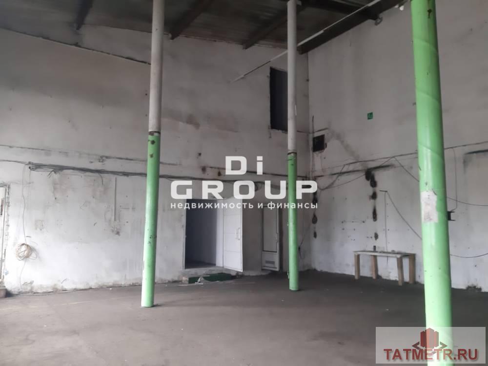 Аренда / Коммерческая / Warehouse, Казань, улица Седова, 90 000 Сдается теплое помещение . 130 квм+ 70 квм офисное помещение.Высота потолков 8 метров, полы бетонные в ноль. Огромная... - 4