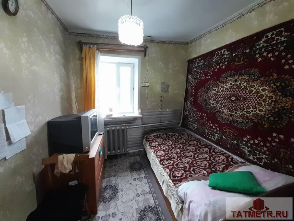 Продажа / Жилая / Дом с участком, Зеленодольск, Лиственная улица, 4 947 000 Продаётся дом, построенный из кирпича в г. Зеленодольск. В доме просторный зал с большими окнами, две спальные... - 2