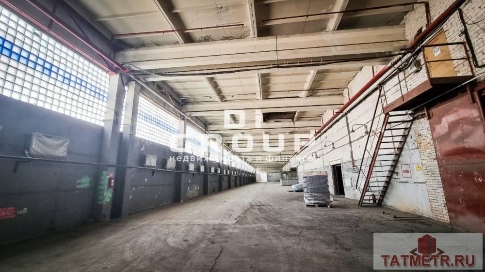 Аренда / Коммерческая / Warehouse, Нижнекамск, улица Первопроходцев, 1 500 000 Сдаю торгово-складские теплые помещения на базе в г.Нижнекамск, на первой линии ул. Первопроходцев. Общая площадь... - 3