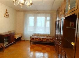 Продается хорошая  2-х комнатная квартира улучшенной планировки г....