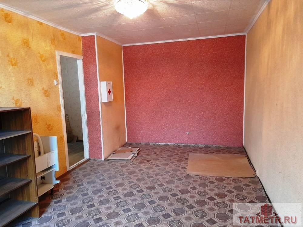 Продажа / Квартиры, Зеленодольск, Королева улица, 1 597 000 Продается однокомнатная квартира на среднем этаже с лоджией в г. Зеленодольск. На кухне есть ниша для холодильника,...