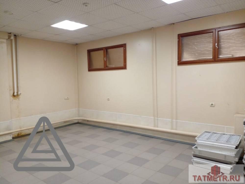 Аренда / Коммерческая / Warehouse, Казань, улица Татарстан, 54 000 Сдается помещение по адресу Татарстан 52 в хорошем состоянии В помещении: Электричество Отопление Запасной вход... - 5