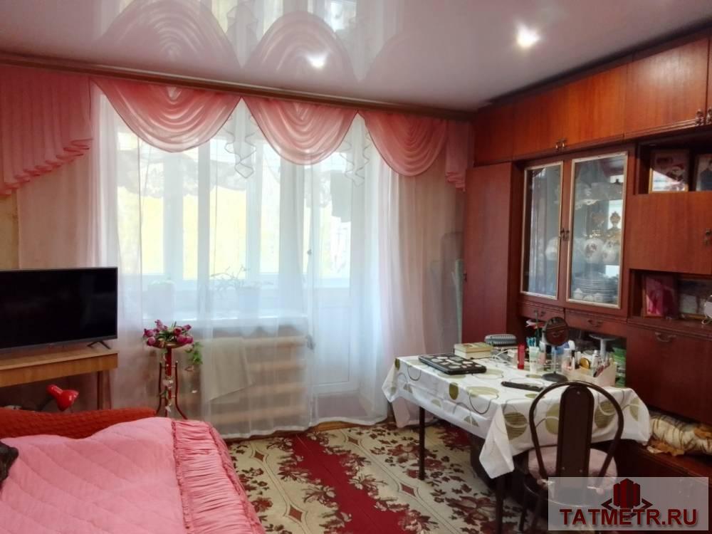 Продается отличная 2-х комнатная квартира ленинградского проекта в г. Зеленодольск. Квартира очень светлая, уютная,...