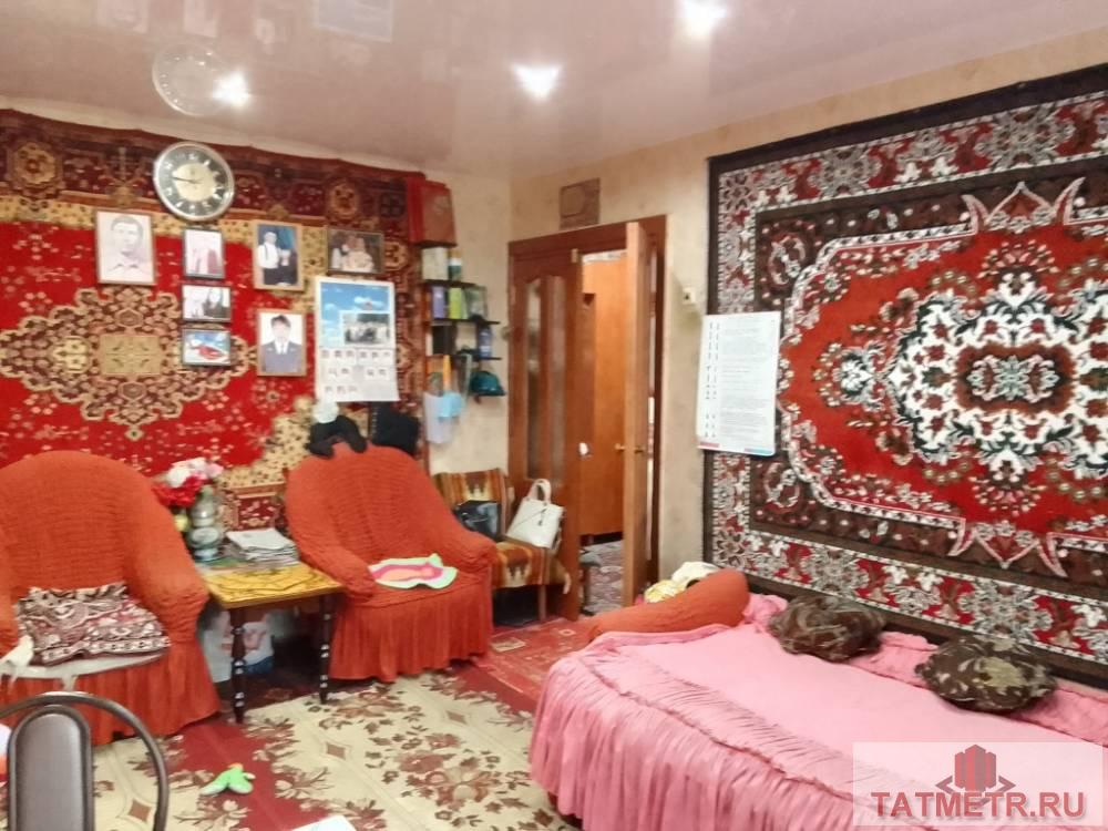 Продается отличная 2-х комнатная квартира ленинградского проекта в г. Зеленодольск. Квартира очень светлая, уютная,... - 1