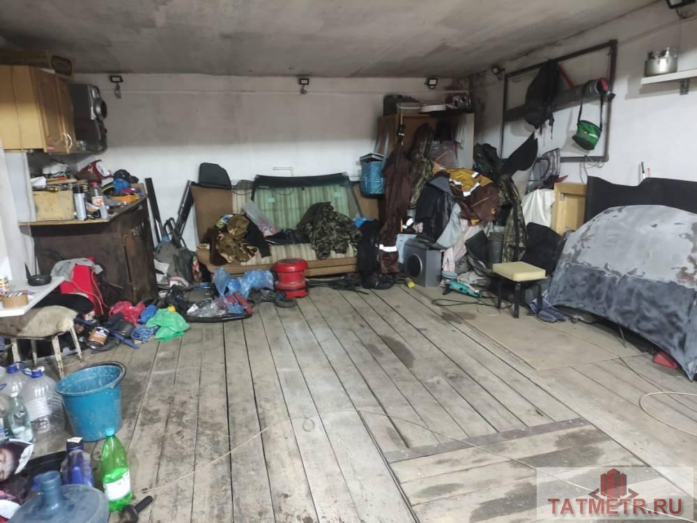 Продажа / Гаражи, Зеленодольск, гск. Песчаный карьер, 550 000 Продается кирпичный гараж в г. Зеленодольск микрорайон Мирный. Гараж с полноценным подвальным помещением и погребом...