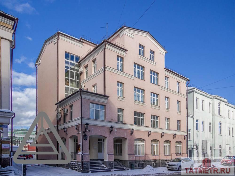 Аренда / Коммерческая / Free purpose, Казань, улица Тази Гиззата, 221 100 Сдается торгово- офисное помещение по адресу: ул. Тази Гиззата 4 . В отличном состоянии. (1 этаж) . В помещении: —... - 4