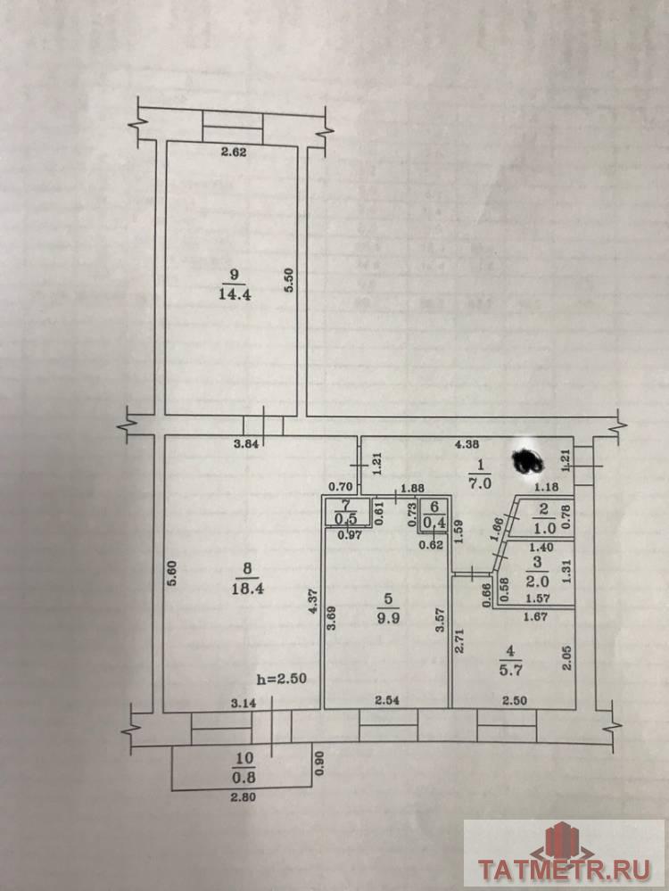 Продается трехкомнатная квартира, район ЧЧЗ (около рынка), 60 кв.м, 2 эт. Полностью требуется ремонт. торг