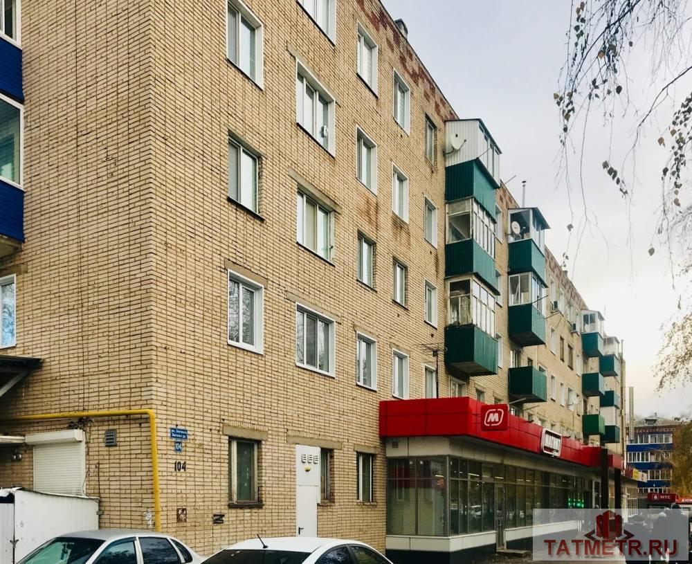 Продается трехкомнатная квартира, район ЧЧЗ (около рынка), 60 кв.м, 2 эт. Полностью требуется ремонт. торг - 2