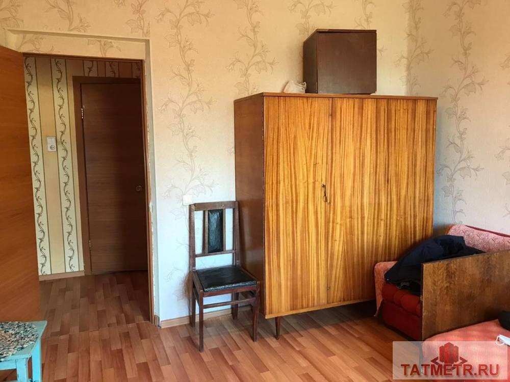 Продажа / Комнаты, Чистополь, Мебельная улица, 1 650 000 Продаются ¾ доли в большой двухкомнатной квартире по адресу: ул.Мебельная, дом 8, общая площадь 60 кв.м, 3 этаж. Все... - 2