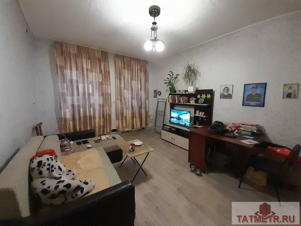 Продажа / Квартиры, г. Казань, Маршрутная улица, 4 600 000 Продается трехкомнатная квартира в Кировском районе г. Казань. В квартире пластиковые окна, натяжной потолок, на полу... - 2
