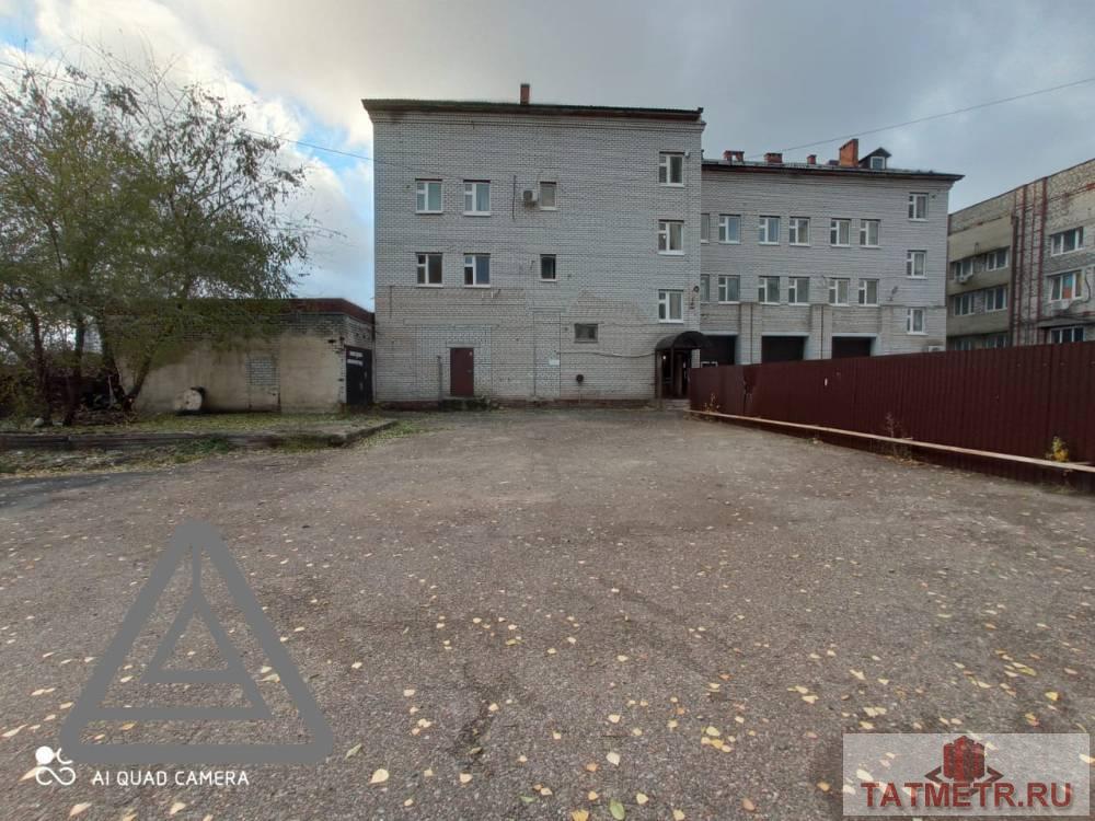 Коммерческая / Аренда / Офисы, Казань, улица Вишневского, 170 000 Сдается помещение в 4-х этажном здание на 3 этаже площадью 260 кв.м адрес Вишневского 26 В В помещении: — Телефон —... - 20