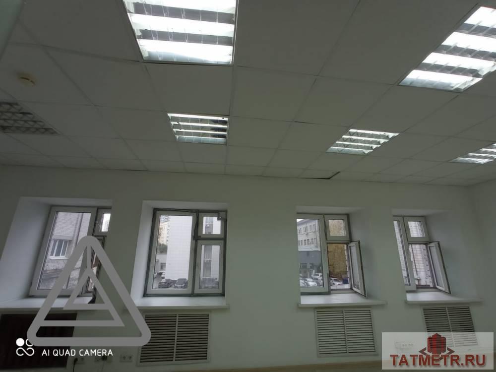 Коммерческая / Аренда / Офисы, Казань, улица Вишневского, 170 000 Сдается помещение 4 -х этажном здание 2 этаж площадью 289 кв.м адрес Вишневского 26 В. В помещении: — Телефон —... - 8