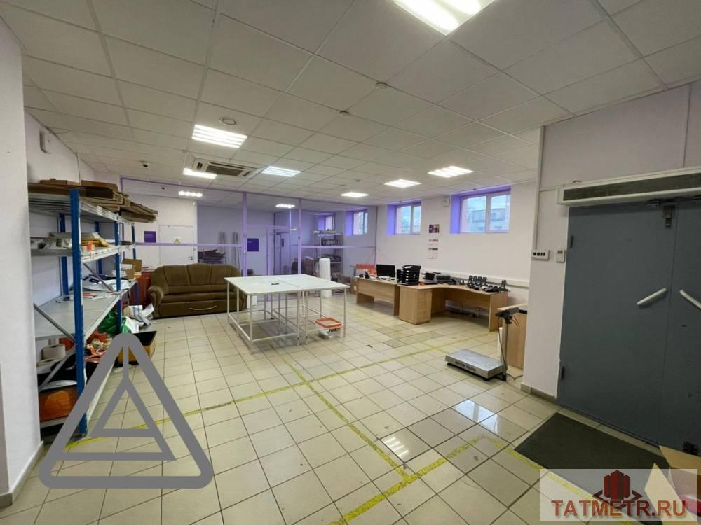 Аренда / Коммерческая / Warehouse, Казань, Техническая улица, 60 000 Сдается теплое складское помещение 1 этаж площадь 107 кв.м по адресу: ул. Техническая 120 , В отличном состоянии. В... - 1
