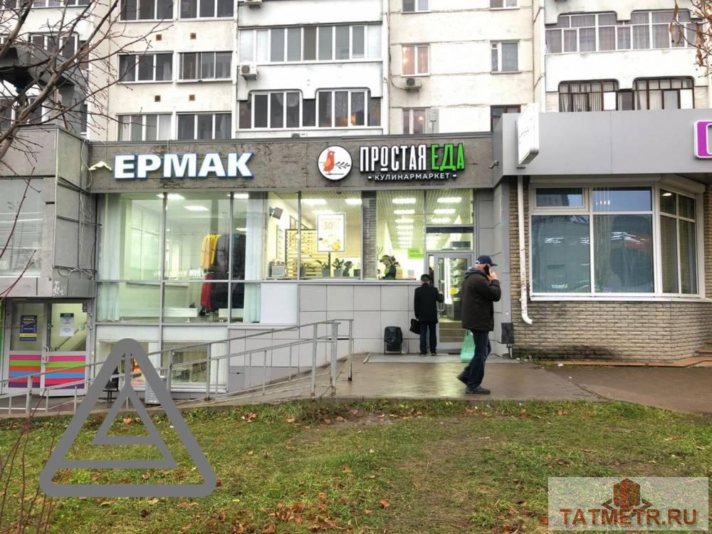 Сдается в субаренду помещение свободного назначения по адресу Зорге 67. В хорошем состоянии. В одной части помещения...