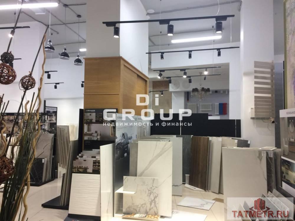 Коммерческая / Аренда / Офисы, Казань, Чистопольская улица, 249 956 Сдаю помещение 276,5 м² на первом этаже жилого дома с современным ремонтом. Своя входная группа, витражные окна с...
