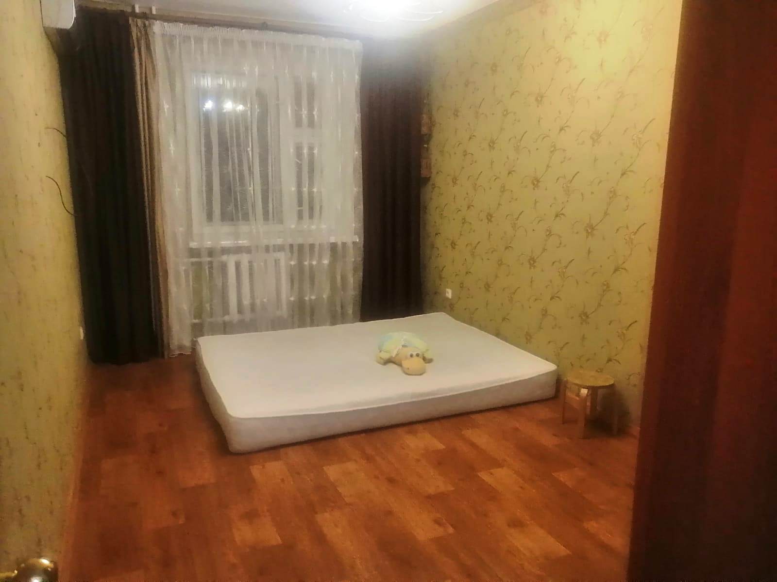 Продается отличная 3-х комнатная квартира улучшенной планировки на среднем этаже кирпичного дома в г. Зеленодольск.... - 2