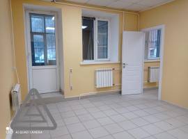 Сдается офисное помещение 35 квм по адресу: Бутлерова 35/15 . В...