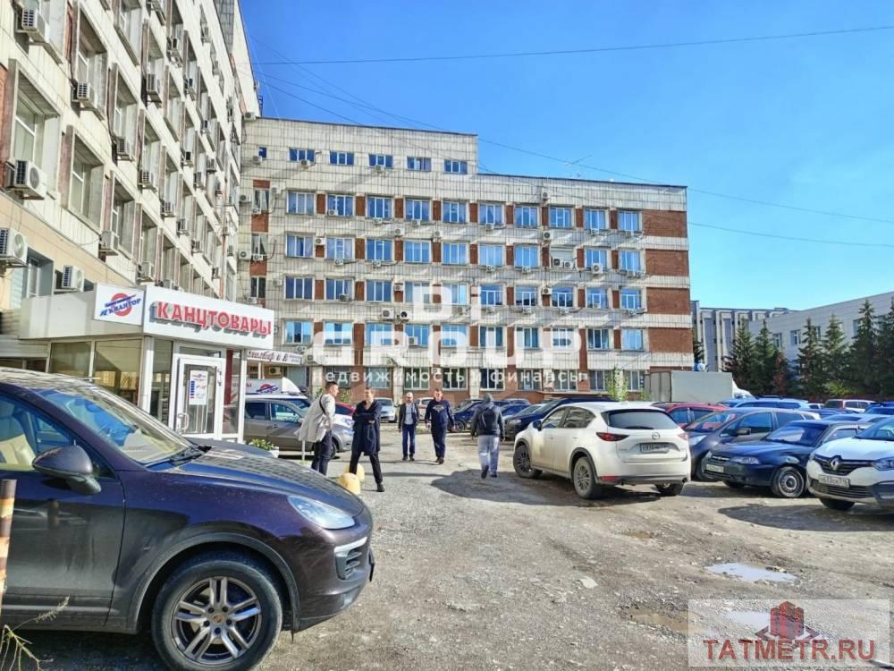 Продажа / Коммерческая / Office, Казань, улица Маршала Чуйкова, 15 000 000 Предлагается помещение на 1 этаже по ул.Чуйкова . Характеристики: — нежилое здание; — развитая инфраструктура; —...