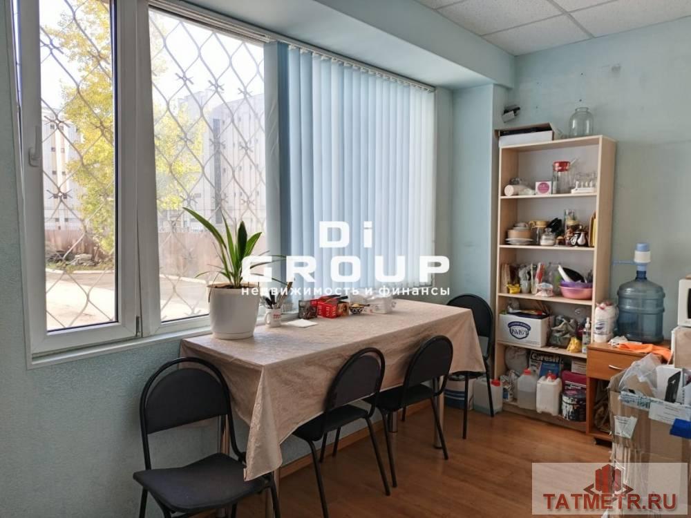 Продажа / Коммерческая / Office, Казань, улица Маршала Чуйкова, 15 000 000 Предлагается помещение на 1 этаже по ул.Чуйкова . Характеристики: — нежилое здание; — развитая инфраструктура; —... - 3