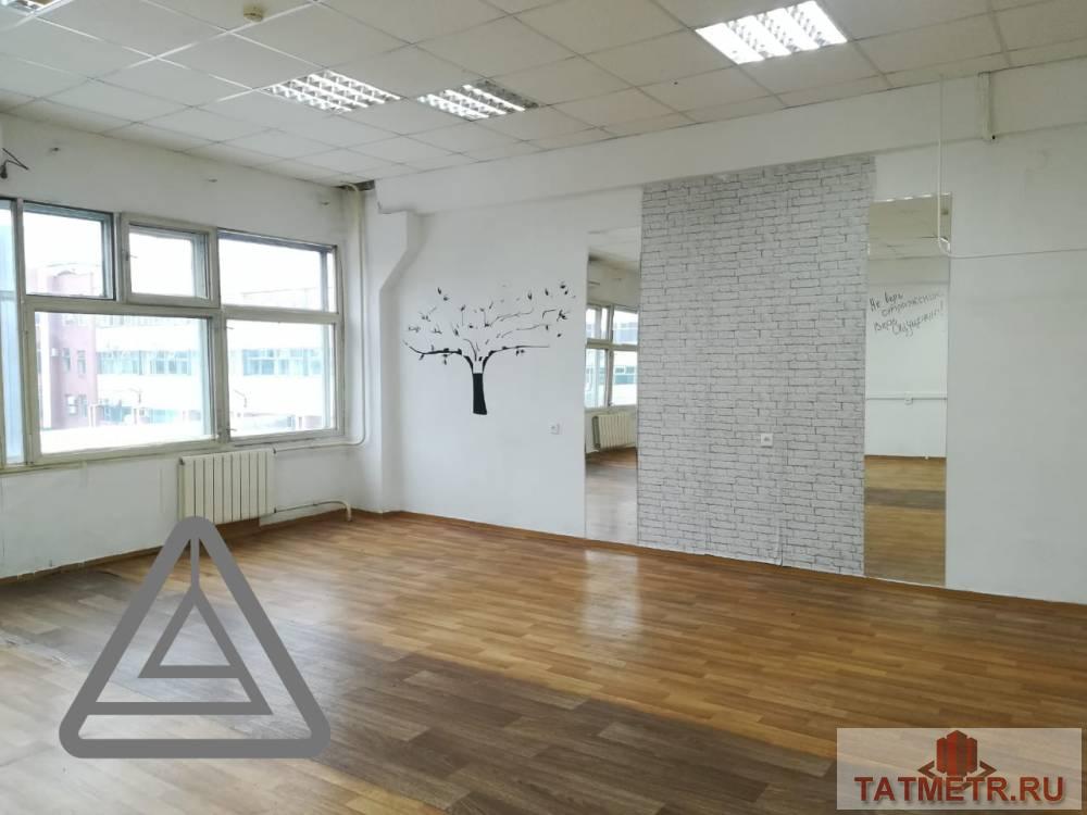 Коммерческая / Аренда / Офисы, Казань, проспект Ямашева, 25 900 Сдается офисное помещение по адресу Ямашева 36. В хоршем состоянии. В помещении: — Интернет — Электричество —...