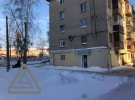 Сдается о помещение по адресу : 8 Марата 16 в густонаселенном жилом...