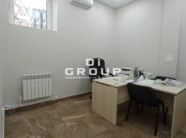 Сдам офис 21кв.м в центре.
Основные характеристики:
— помещение...