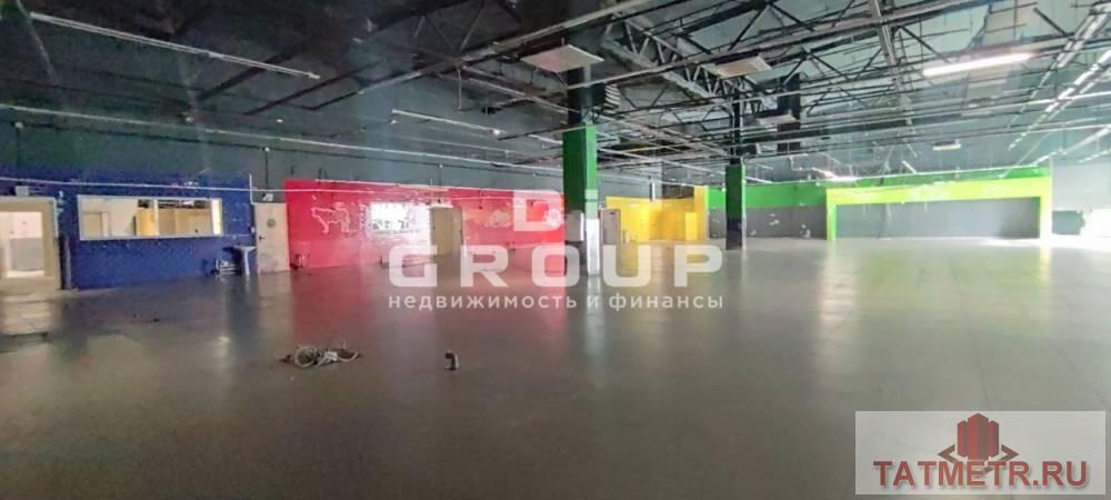 Аренда / Коммерческая / Free purpose, Казань, улица Декабристов, 680 000 Сдам помещение на самом большом трафике в г. Казани под универмаг, автосалон, магазин фермерских продуктов,... - 5