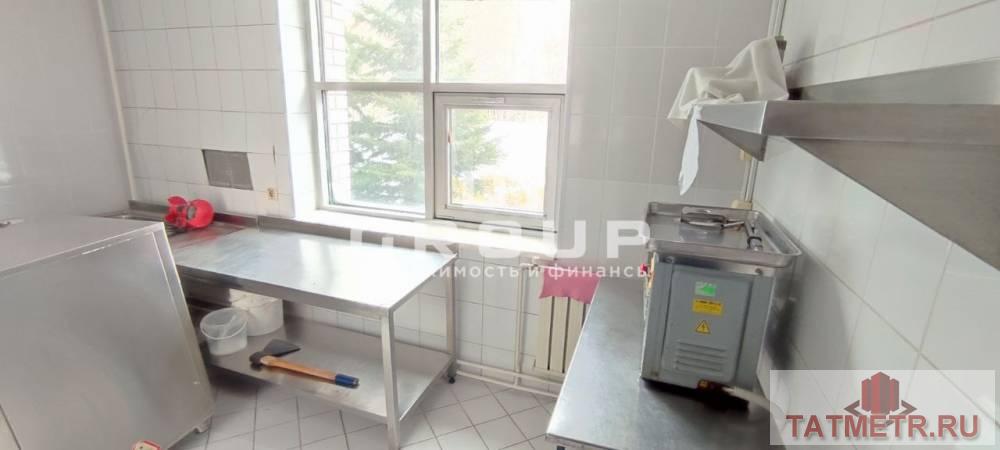 Аренда / Коммерческая / Public catering, Казань, улица Патриса Лумумбы, 255 700 Сдам помещение без комиссии под банкетный зал по ул. П. Лумумбы, д.44 на первом этаже многоквартирного жилого дома. В... - 4