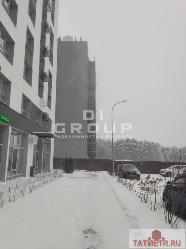 Продажа / Коммерческая / Office, Казань, улица Азата Аббасова, 25 342 000 Продается отличное помещение свободного назначения пл. 181 кв.м на 1 линии в ЖК Весна 2. Помещение торцевое, открытой...