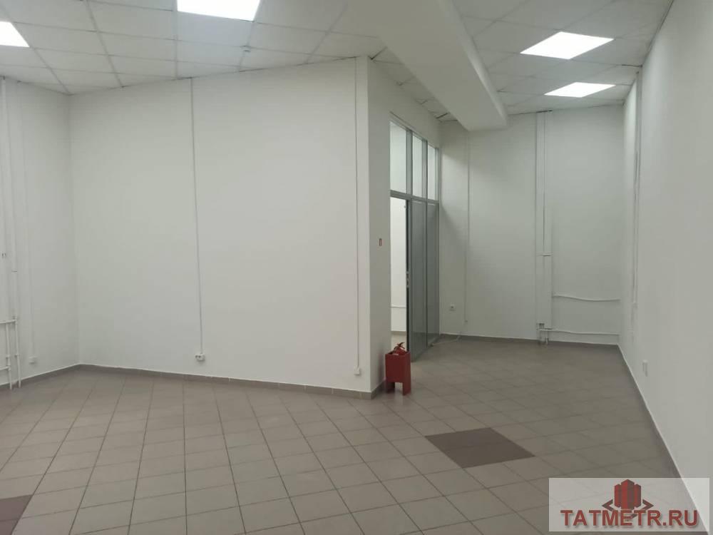 Коммерческая / Аренда / Офисы, Казань, улица Тихомирнова, 120 000 Сдается офисное помещение по адресу ул. Тихомирнова, площадь помещения 150 кв м. Характеристики: — полуцокольный...