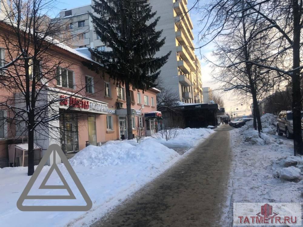 Аренда / Коммерческая / Free purpose, Казань, улица Космонавтов, 69 000 Сдается о помещение с качественным ремонтом по адресу : Космонавтов 35 , находящееся на первой линии В помещении:...