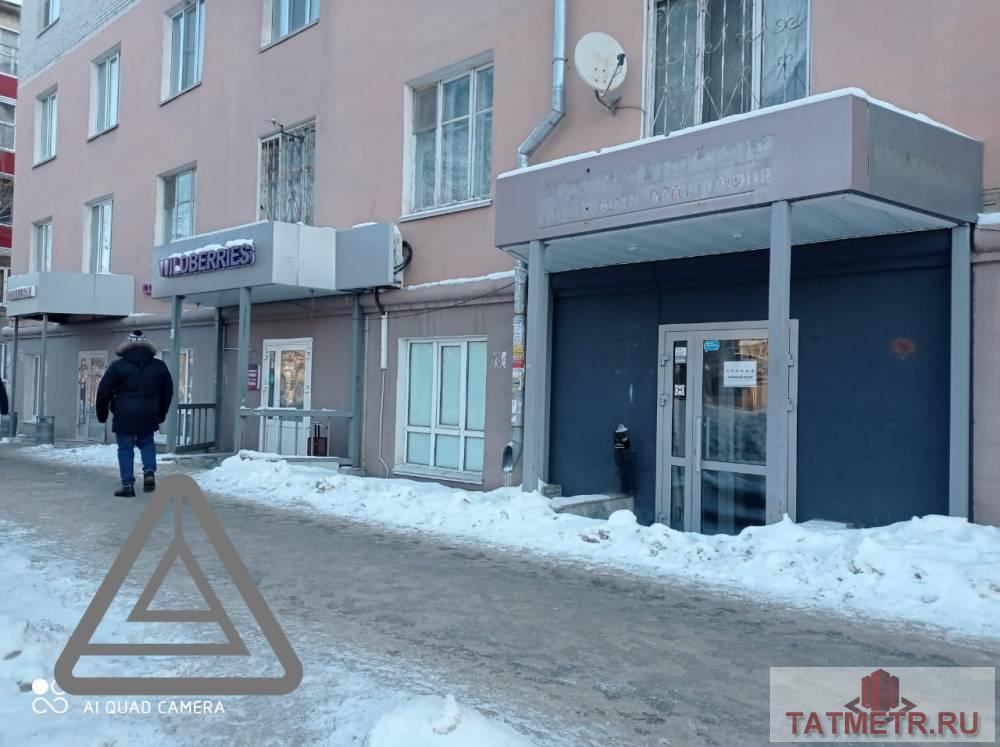 Аренда / Коммерческая / Free purpose, Казань, улица Александра Попова, 60 000 Сдается помещение офис на 1 этаже 60 кв.м по адресу: ул. Александр Попова .16 отличном состоянии В помещении: —...