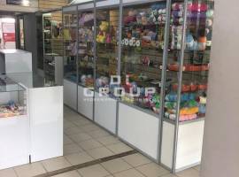 Сдается торговая площадь 10квм на первой линии с огромный...