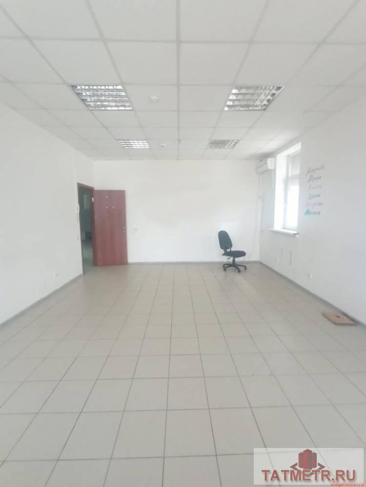Продажа / Коммерческая / Office, Казань, улица Карла Маркса, 11 200 000 Продается блок офис в центре города. Дом расположен на пересечении улиц Карла Маркса и Гоголя. Яркий фасад, выполнен... - 5