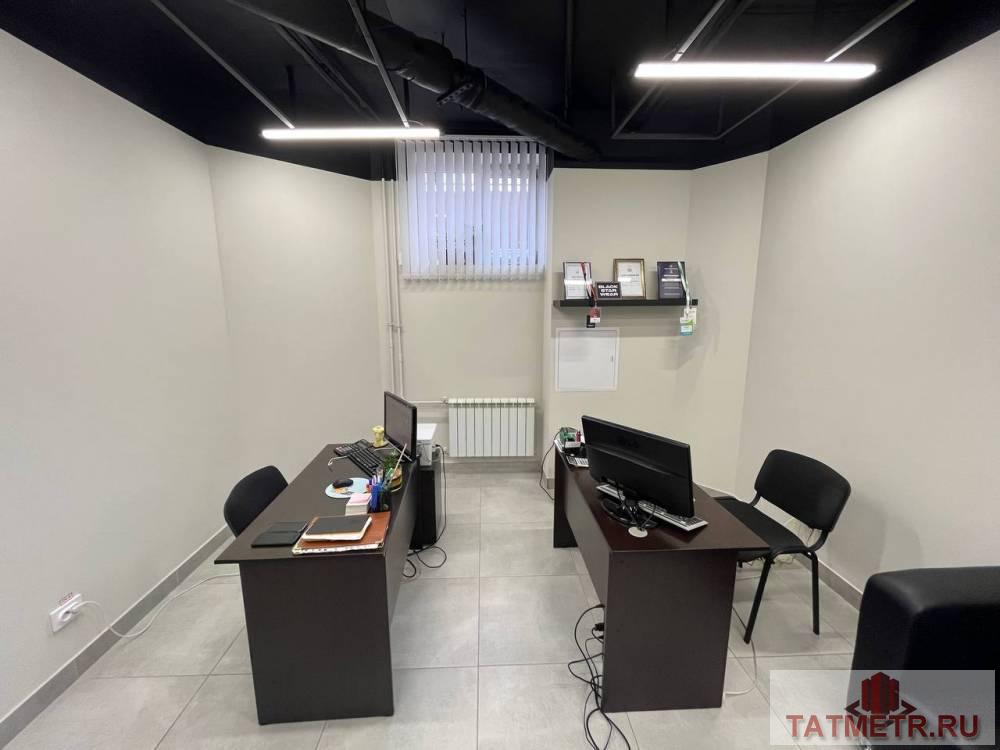 Продажа / Коммерческая / Office, Казань, 27 499 000 Продается офис по адресу Г.Кариева д.6, ЖК ХХI век. основные характеристики: — 3 входа (два с первой линии, один со... - 10