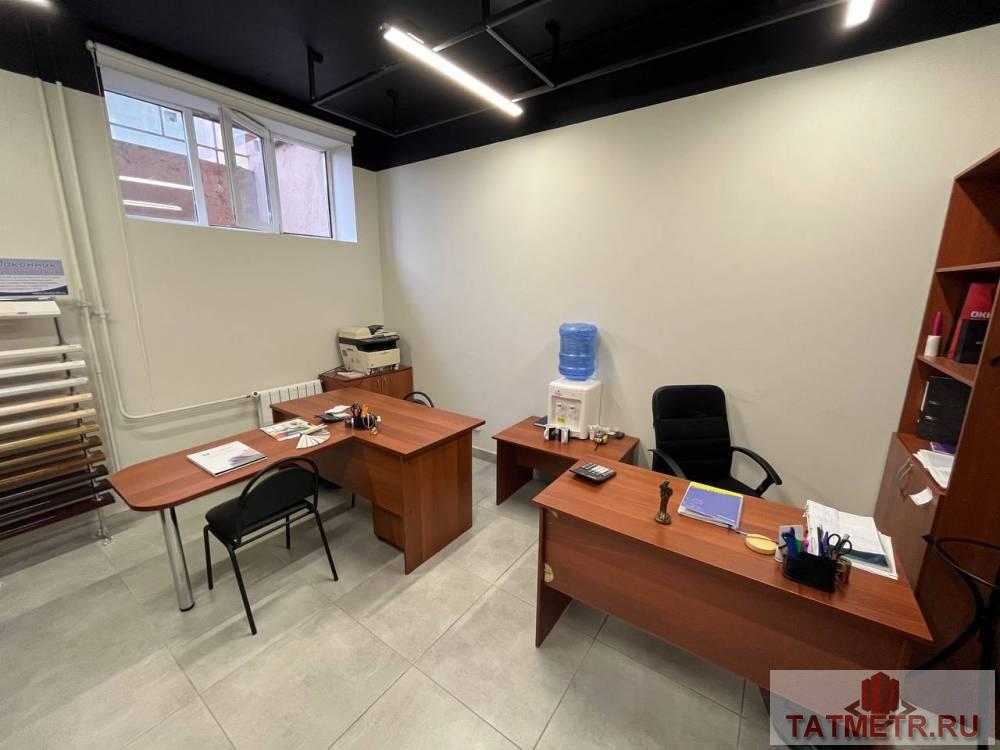 Продажа / Коммерческая / Office, Казань, 27 499 000 Продается офис по адресу Г.Кариева д.6, ЖК ХХI век. основные характеристики: — 3 входа (два с первой линии, один со... - 19
