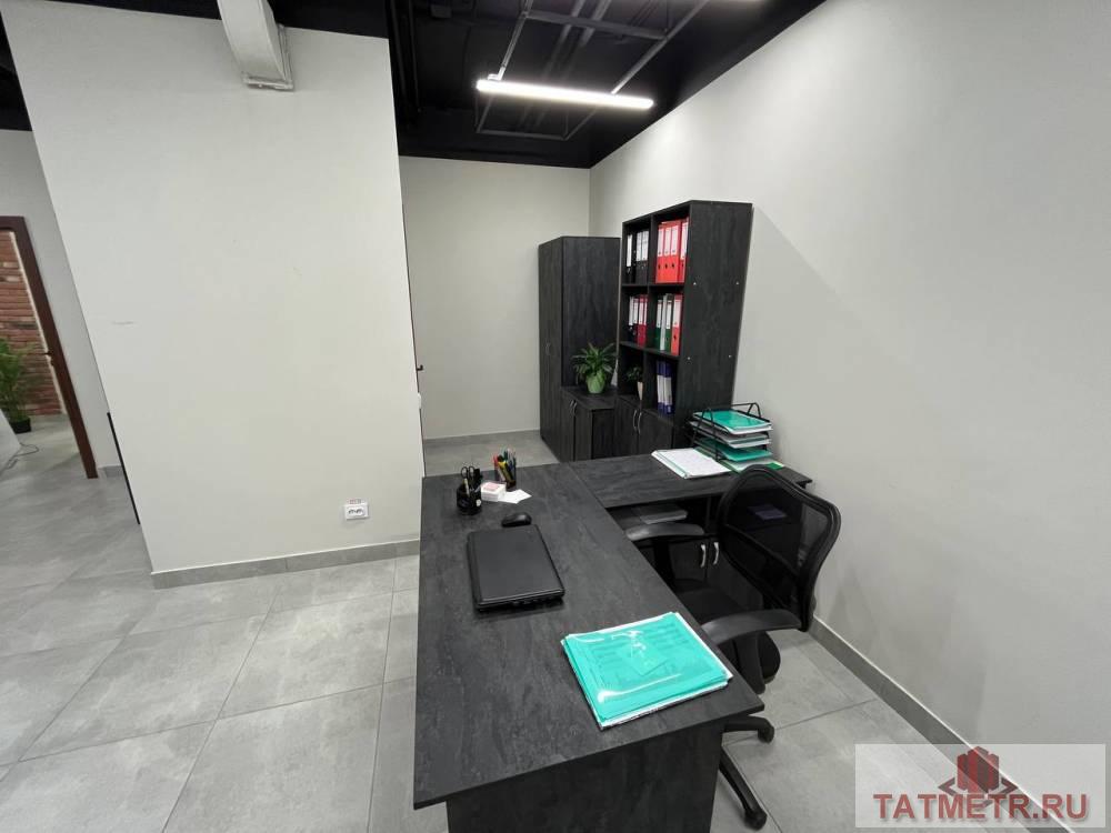 Продажа / Коммерческая / Office, Казань, 27 499 000 Продается офис по адресу Г.Кариева д.6, ЖК ХХI век. основные характеристики: — 3 входа (два с первой линии, один со... - 33