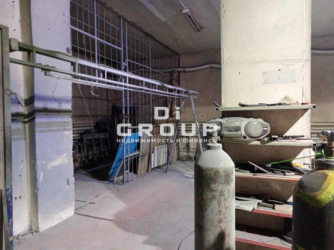 Аренда / Коммерческая / Warehouse, Казань, улица Меховщиков, 113 300 На ул. Меховщиков предлагается помещение теплое. Характеристики: — 1 этаж; — Доступ 24/7; — своя парковка; — под... - 2