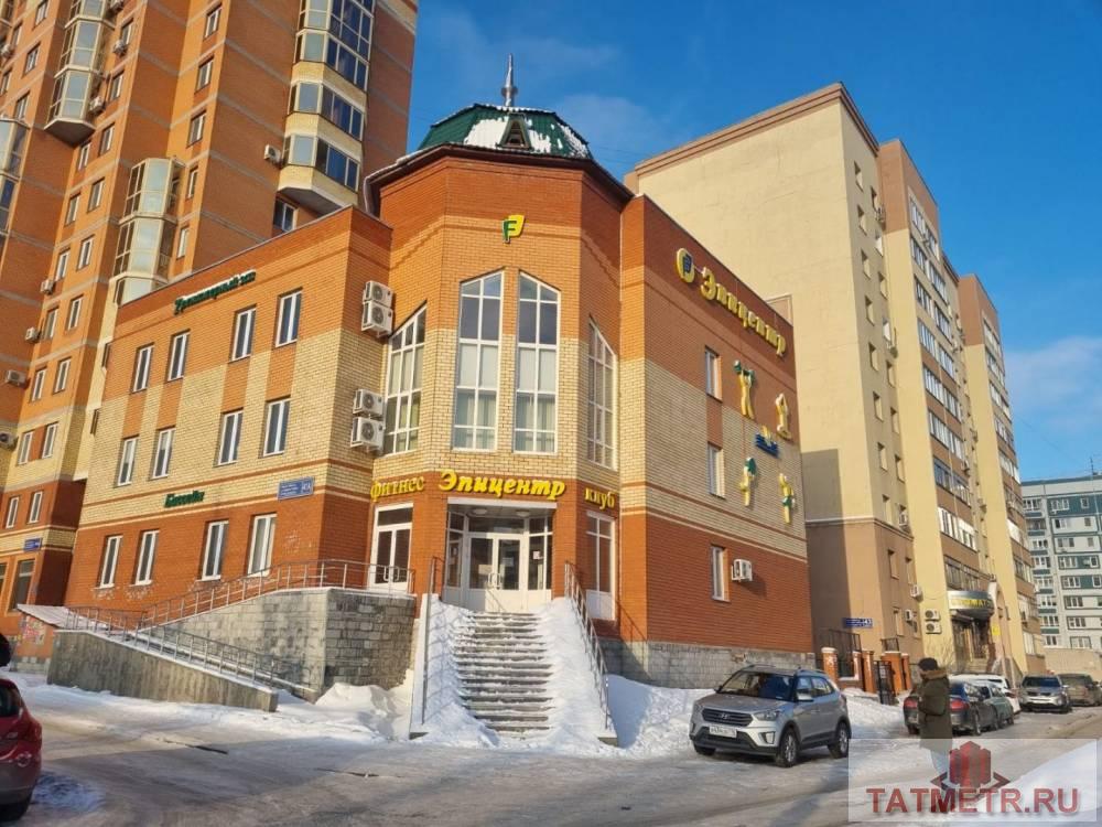 Коммерческая / Аренда / Офисы, Казань, улица Маршала Чуйкова, 300 000 Сдается помещение на 1 линии, свободного назначения. Общая площадь 900 кв.м. Электрическая мощность 95 кВт, возможное... - 2
