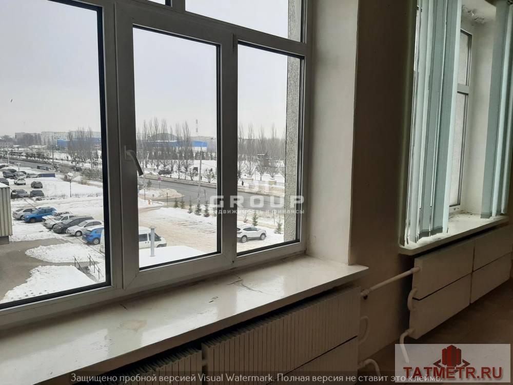 Коммерческая / Аренда / Офисы, Казань, проспект Ямашева, 26 000 Сдаются офисные помещения в торговом центре в Ново-Савиновском районе. Площадь 40 и 54 кв.м. Первая линия ул.... - 1