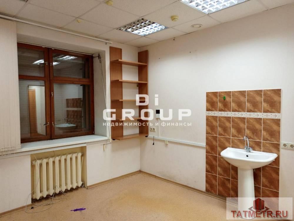 Продажа / Коммерческая / Office, Казань, улица Сулеймановой, 10 896 800 Предлагается к продаже помещение по ул.Сулеймановой. Характеристики: — 1 этаж; — своя входная группа; — плотный жилой... - 2