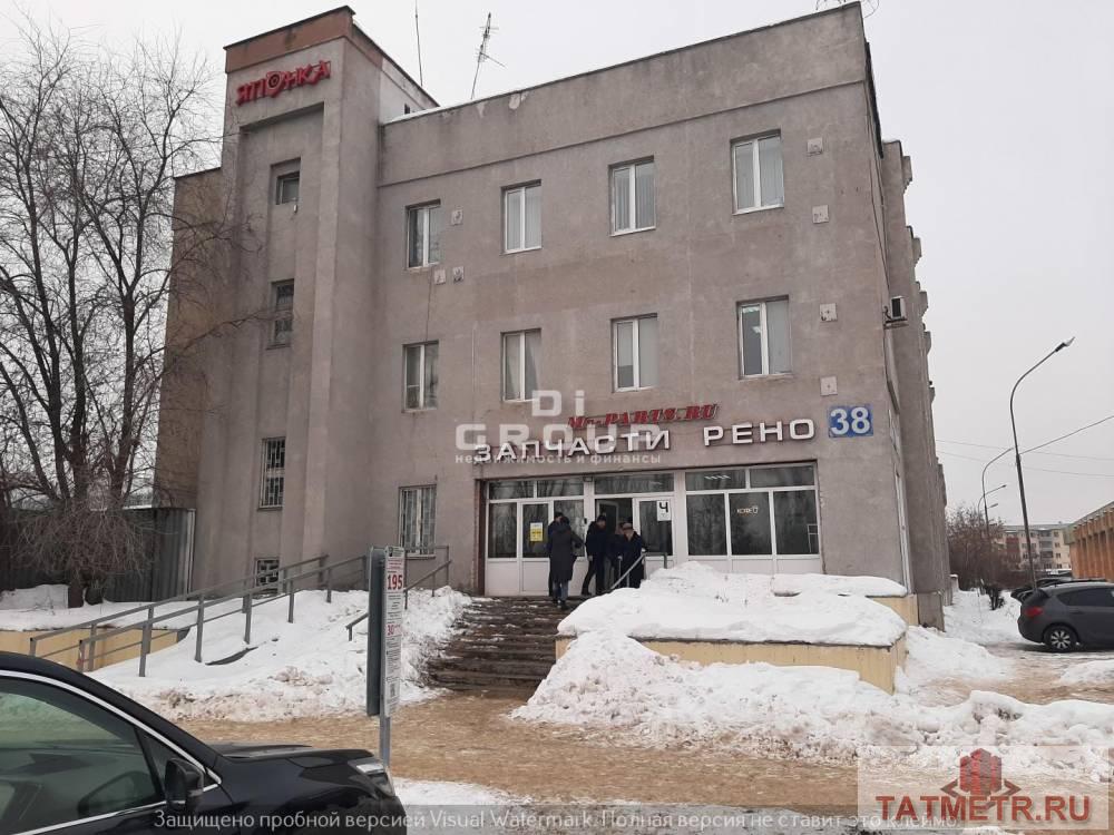 Коммерческая / Аренда / Офисы, Казань, проспект Ямашева, 29 400 Сдаются помещения в торговом центре в Ново-Савиновском районе. Назначение любое. Площадь 42, 54 и 73 кв.м. Первая... - 1