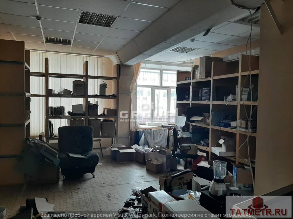 Коммерческая / Аренда / Офисы, Казань, проспект Ямашева, 29 400 Сдаются помещения в торговом центре в Ново-Савиновском районе. Назначение любое. Площадь 42, 54 и 73 кв.м. Первая... - 2