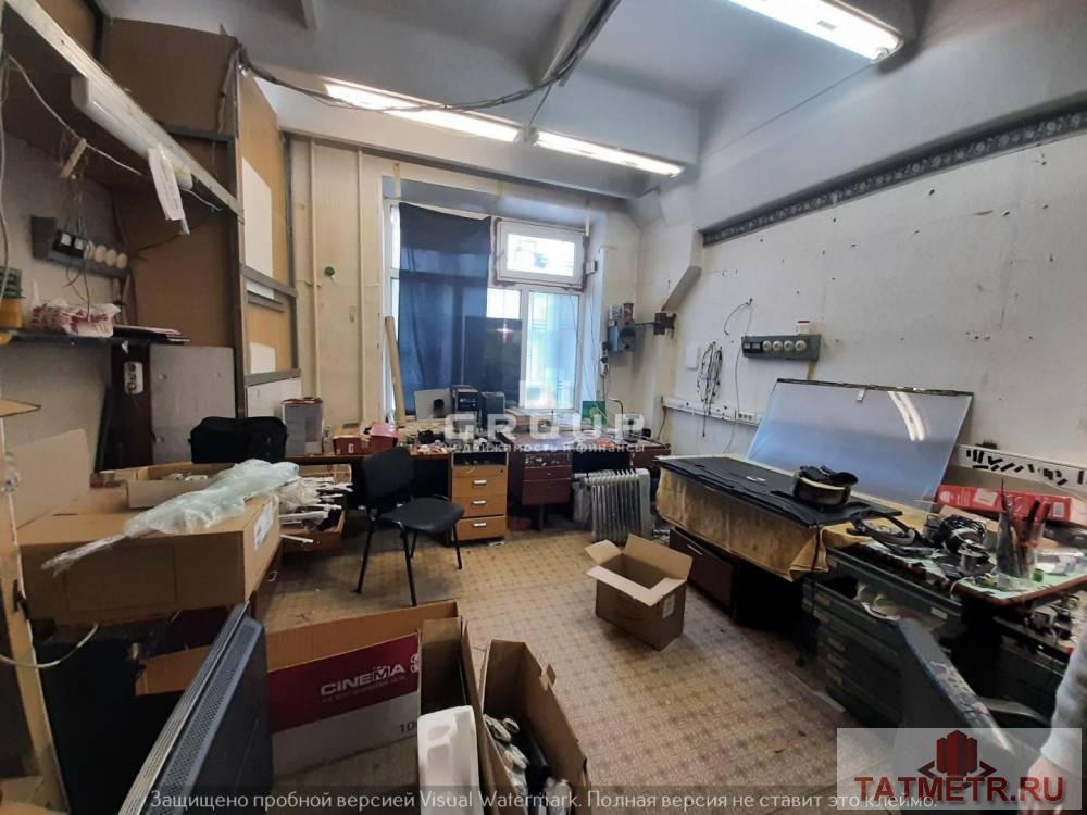 Коммерческая / Аренда / Офисы, Казань, проспект Ямашева, 29 400 Сдаются помещения в торговом центре в Ново-Савиновском районе. Назначение любое. Площадь 42, 54 и 73 кв.м. Первая... - 3