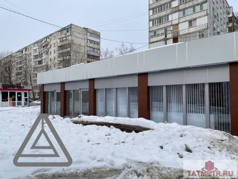 Коммерческая / Аренда / Торговые помещения, Казань, улица Адоратского, 48 000 Сдается торговая площадь по адресу Адоратского 15а. В отличном состоянии. В помещении: — Электричество — Отопление...