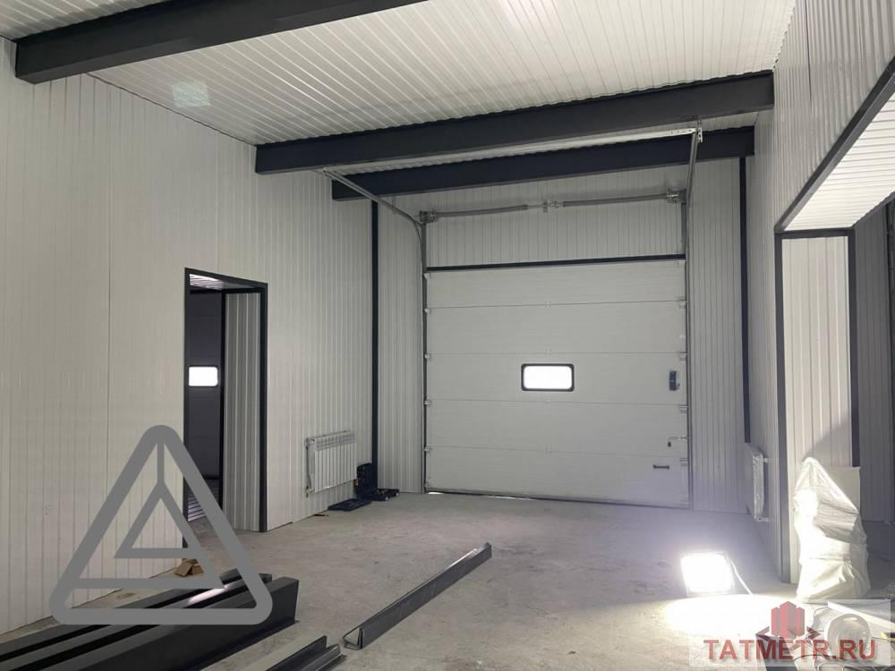 Аренда / Коммерческая / Auto repair, Казань, улица Космонавтов, 150 000 Сдается автосервис по адресу Космонавтов, 61А. В отличном состоянии. В помещении: — Три бокса 9х4,5м —... - 3