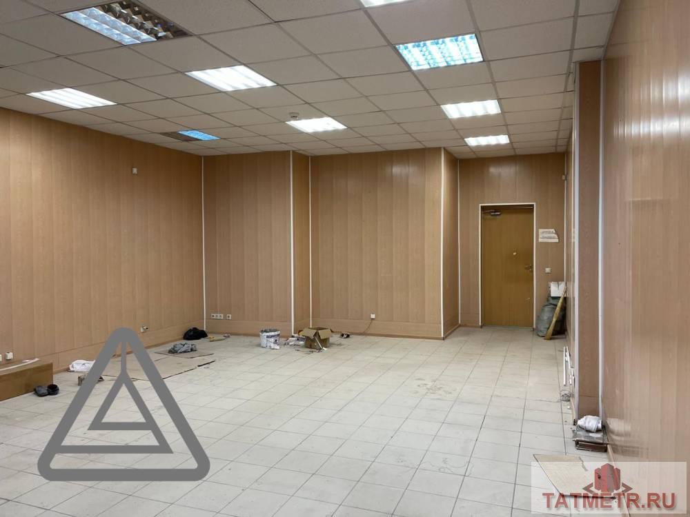 Аренда / Коммерческая / Warehouse, Казань, Воскресенская улица, 17 500 Сдается помещение по адресу Воскресенская улица, 20. В хорошем состоянии. В помещении: — Интернет — Электричество —... - 1