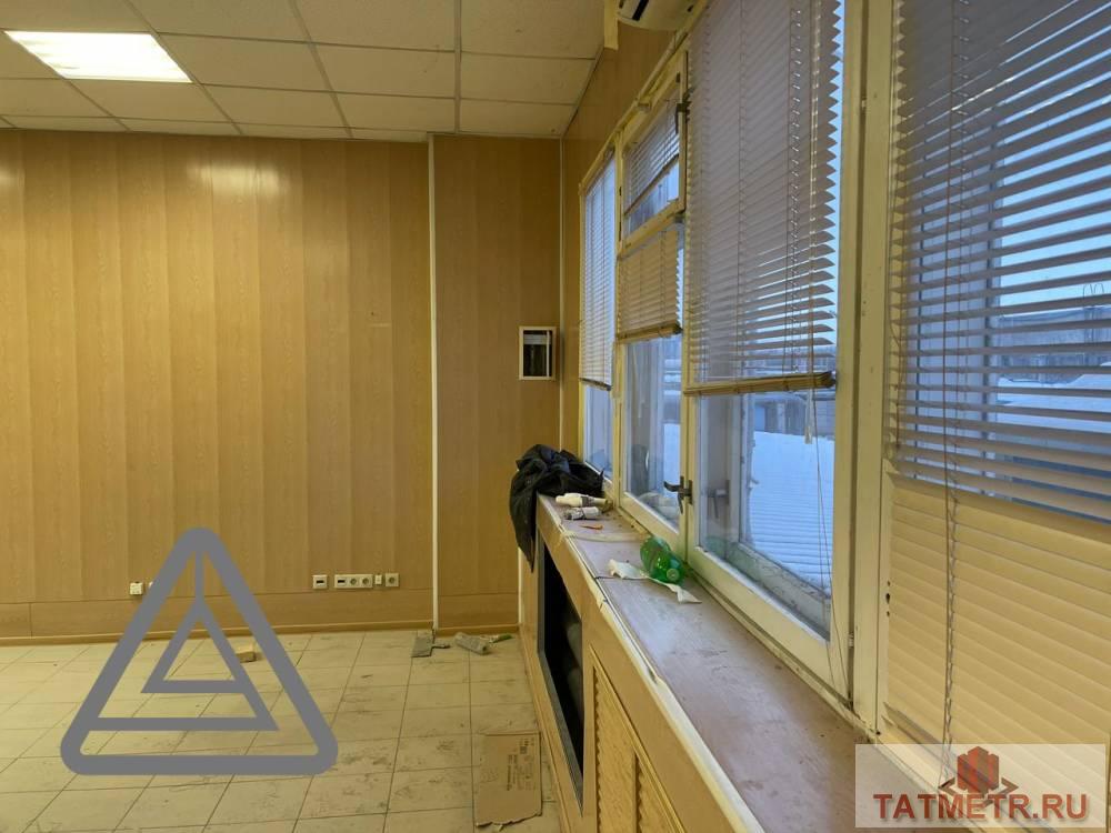 Аренда / Коммерческая / Warehouse, Казань, Воскресенская улица, 17 500 Сдается помещение по адресу Воскресенская улица, 20. В хорошем состоянии. В помещении: — Интернет — Электричество —... - 3