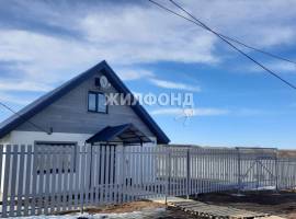 Дом по ул. Офицерская. Общей площадью: 72.00 кв.м. 
 
 Уютный дом в...